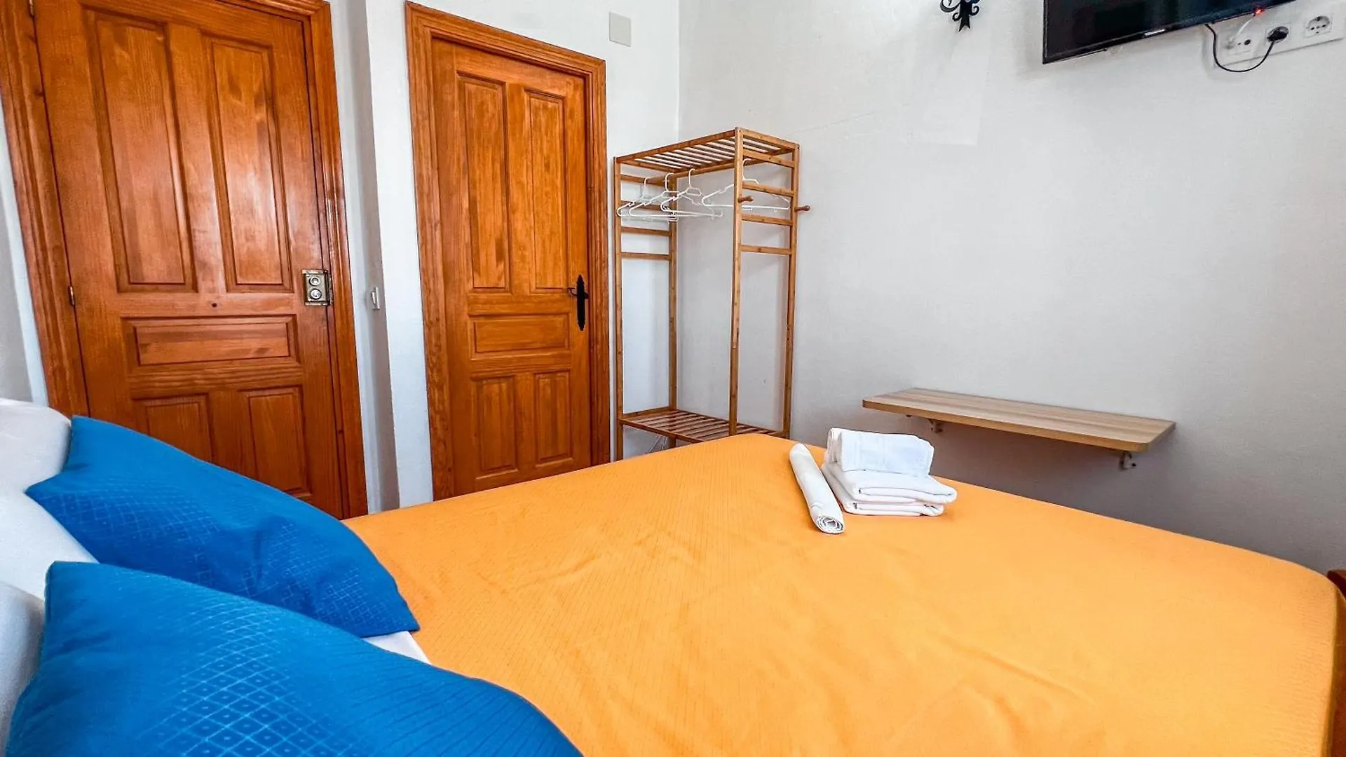 La Tortuga Lodging Rooms Tarifa