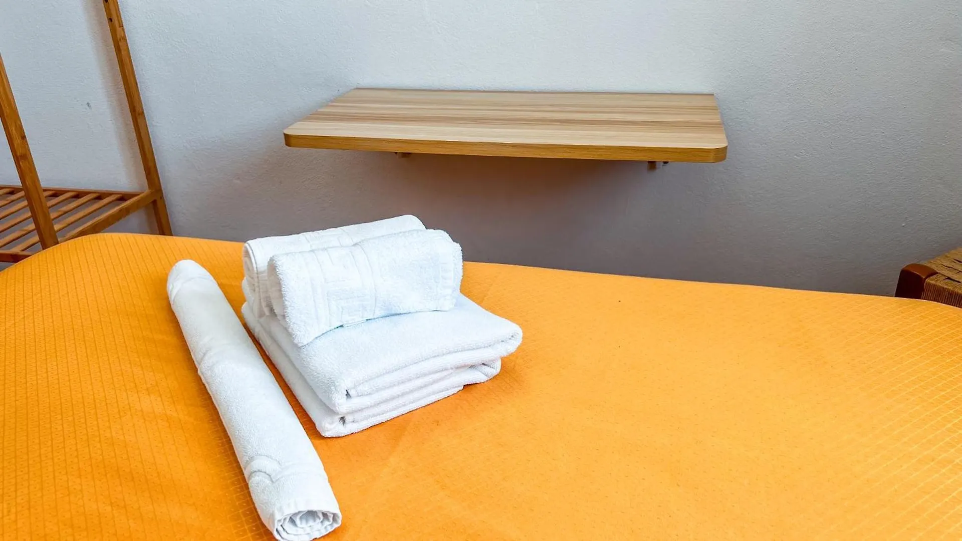 Guest house La Tortuga Lodging Rooms Tarifa