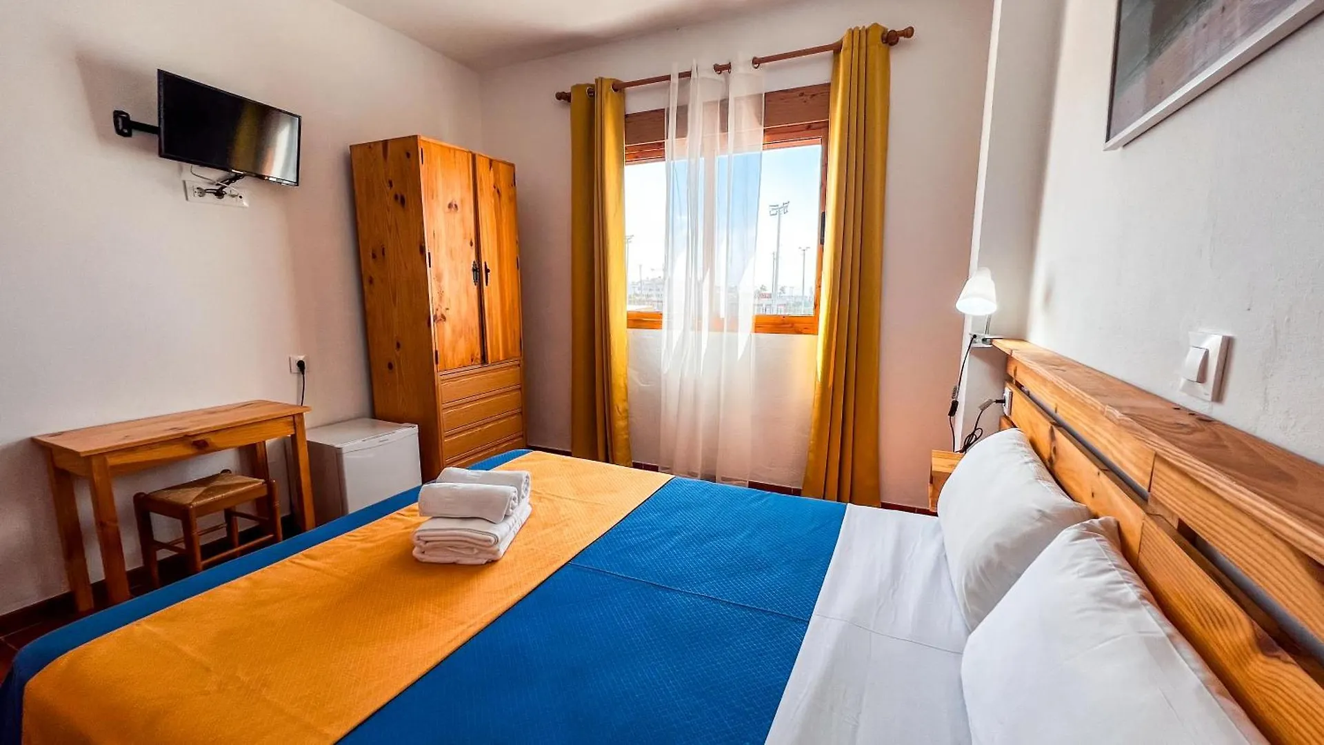 Affittacamere La Tortuga Lodging Rooms Tarifa