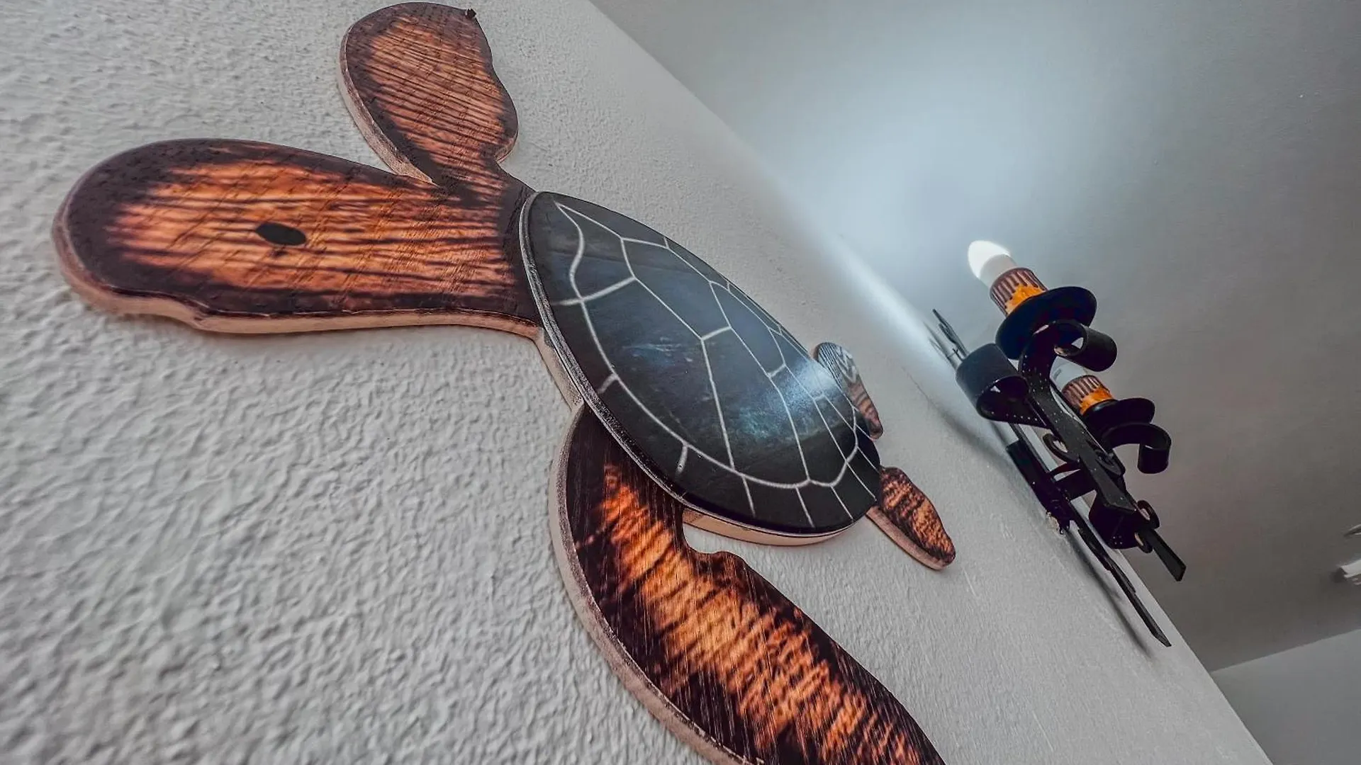 La Tortuga Lodging Rooms Tarifa 0*,  Spain